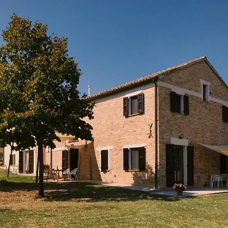 Апартаменты Casale Milleluci - Country House