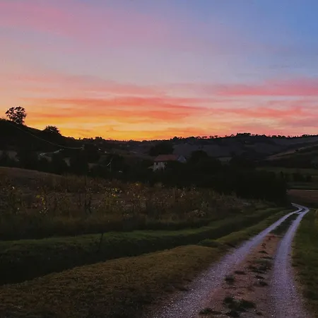 Casale Milleluci - Country House * Сенигаллия
