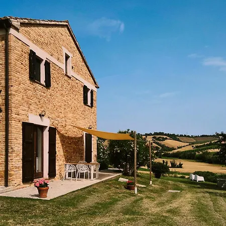 Апартаменты Casale Milleluci - Country House Сенигаллия