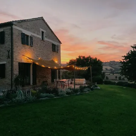 Casale Milleluci - * Σενιγκάλια